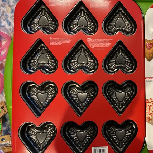 Valentines Baking Set - Picture 5 of 7